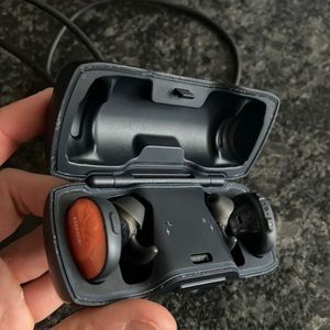 Bose Bluetooth headphones